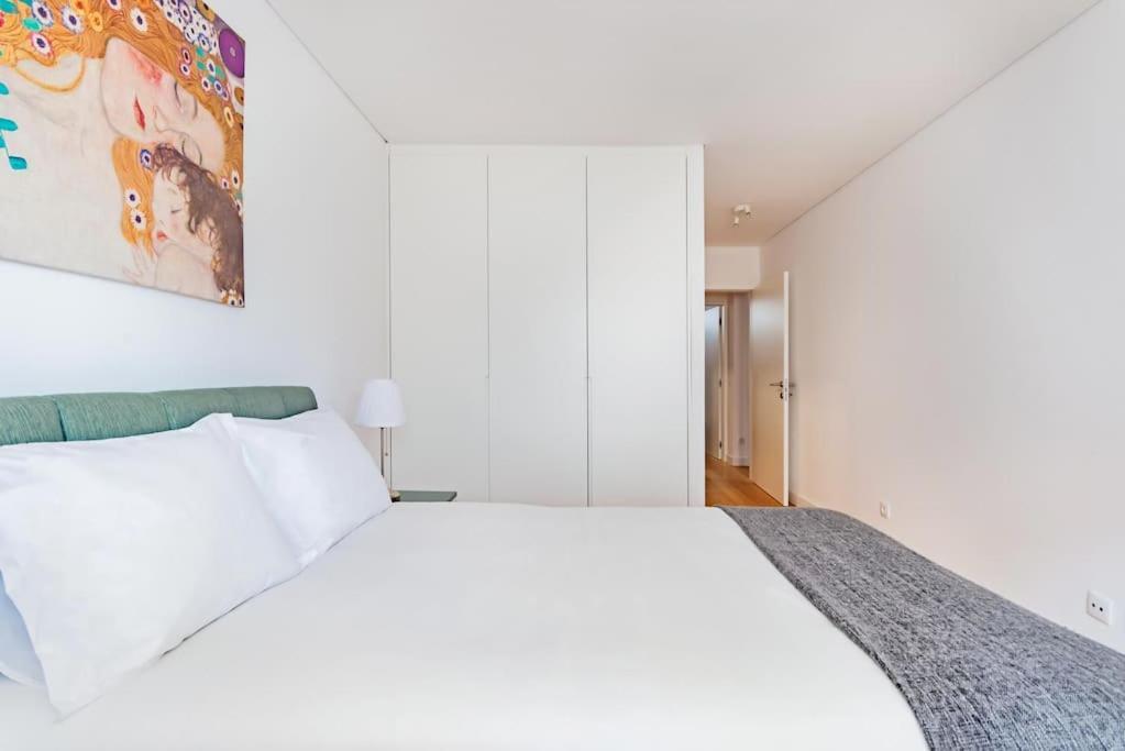 Apartment Oeiras Spacious And Coastal Flat