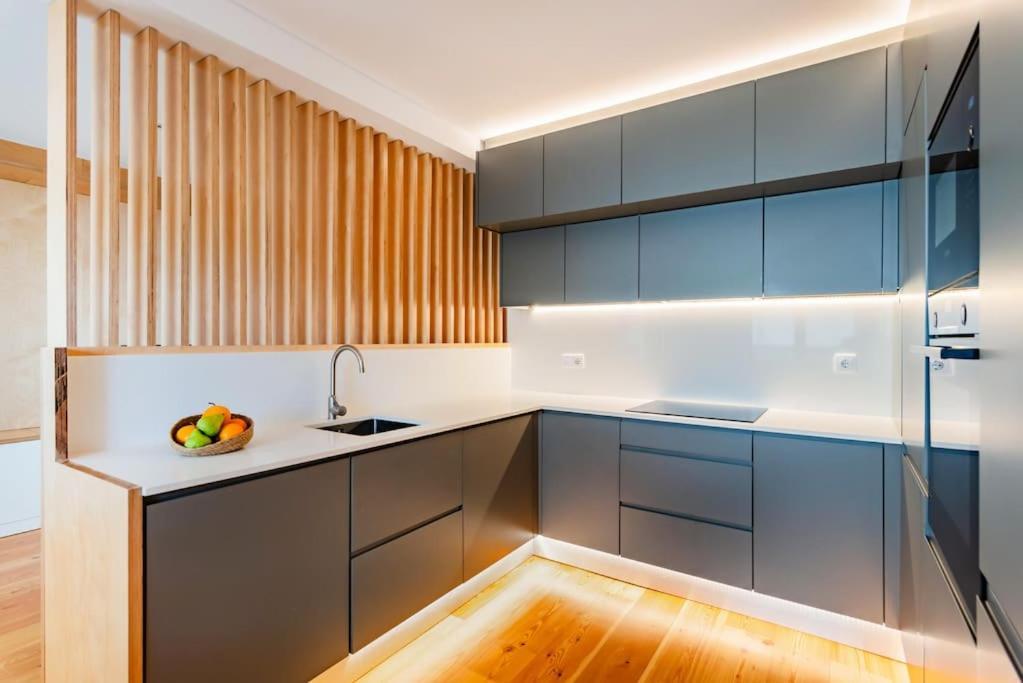 Oeiras Spacious And Coastal Flat Apartment *